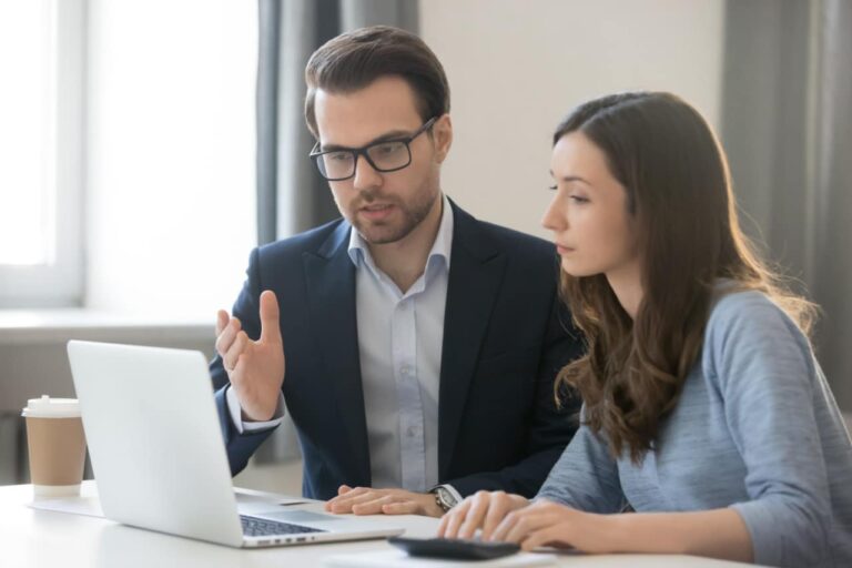 Commission Based Sales Closers: The Complete Guide to High-Income Sales Opportunities in a Performance-Driven Market